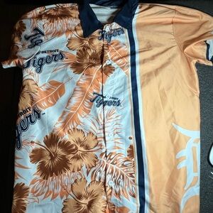 BDA Detroit Tigers Giveaway Men’s Size XXL Orange Hawaiian Button Up Shirt